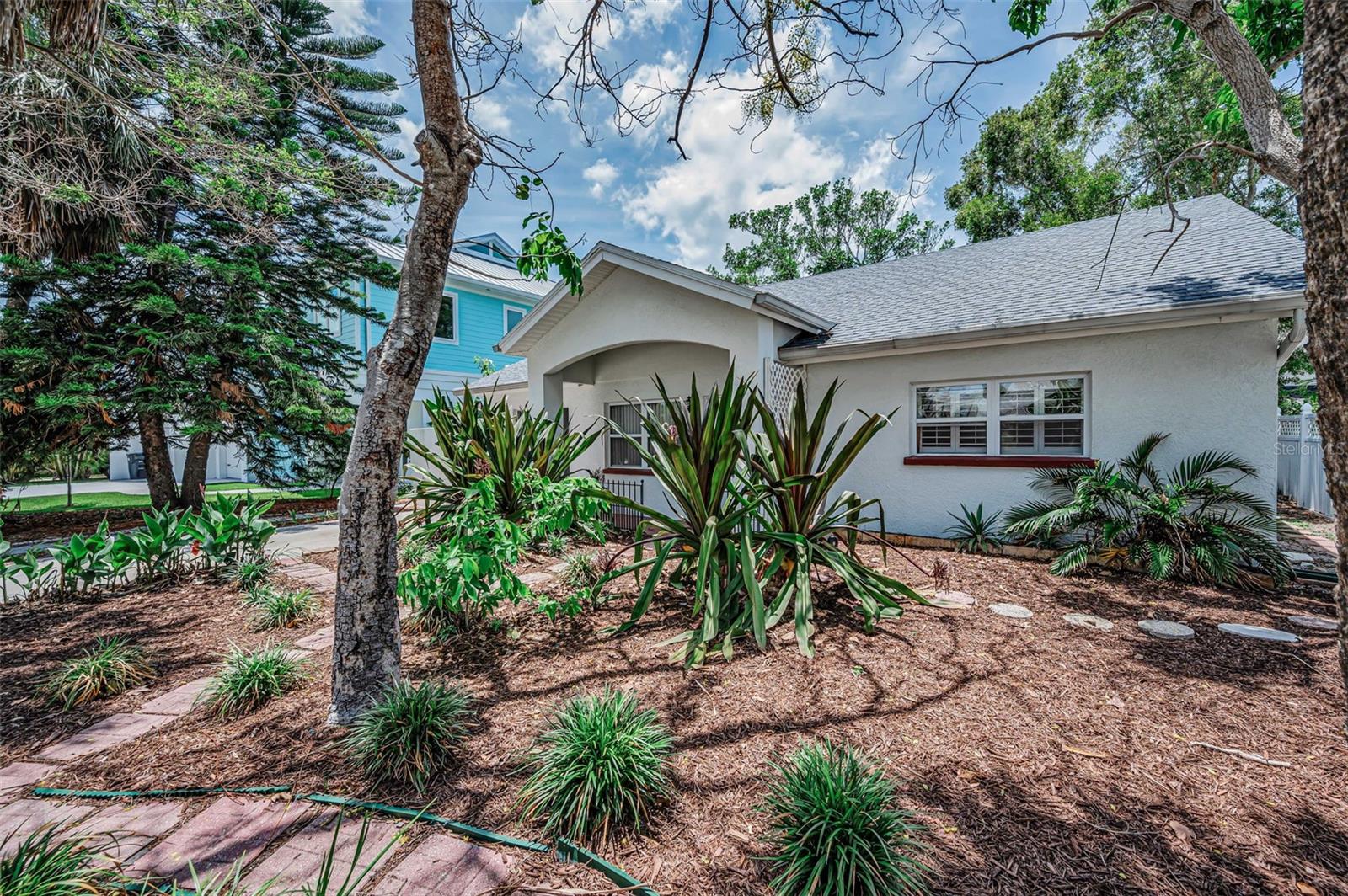 720 BRUCE AVE, CLEARWATER BEACH, FL, 33767