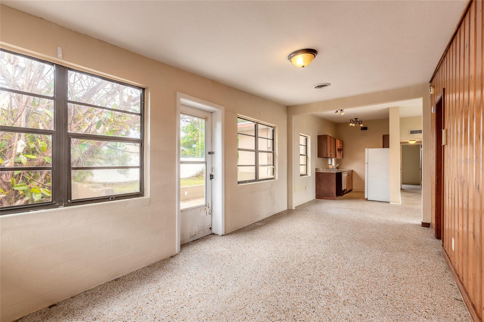 100 CAROLYN TER, DAYTONA BEACH, FL, 32118