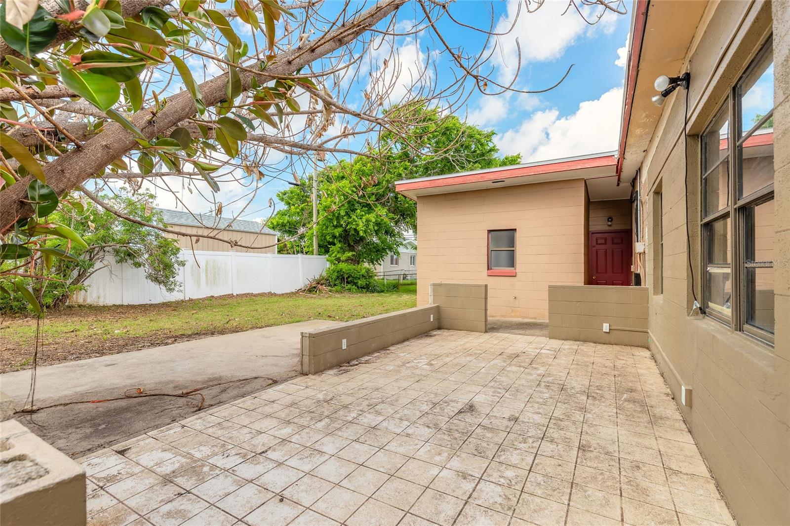 100 CAROLYN TER, DAYTONA BEACH, FL, 32118