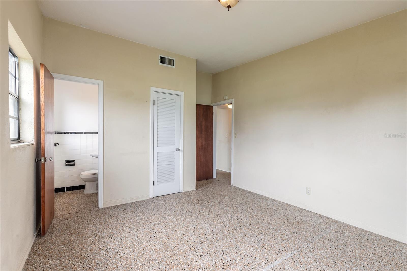 100 CAROLYN TER, DAYTONA BEACH, FL, 32118