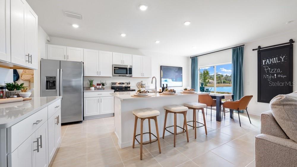6511 EQUINOX LN N, NORTH FORT MYERS, FL, 33917