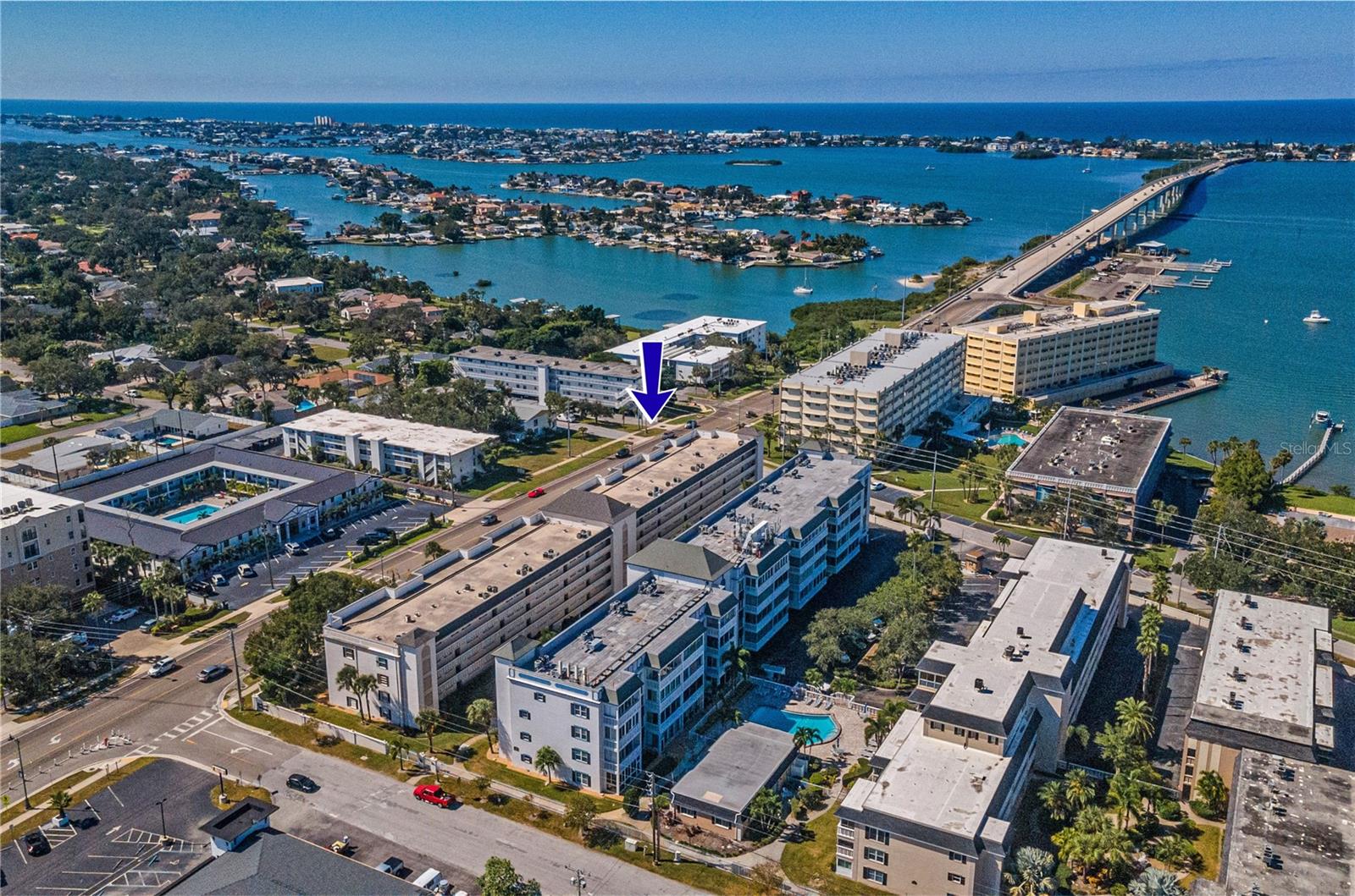 131 BLUFF VIEW DR #308, BELLEAIR BLUFFS, FL, 33770