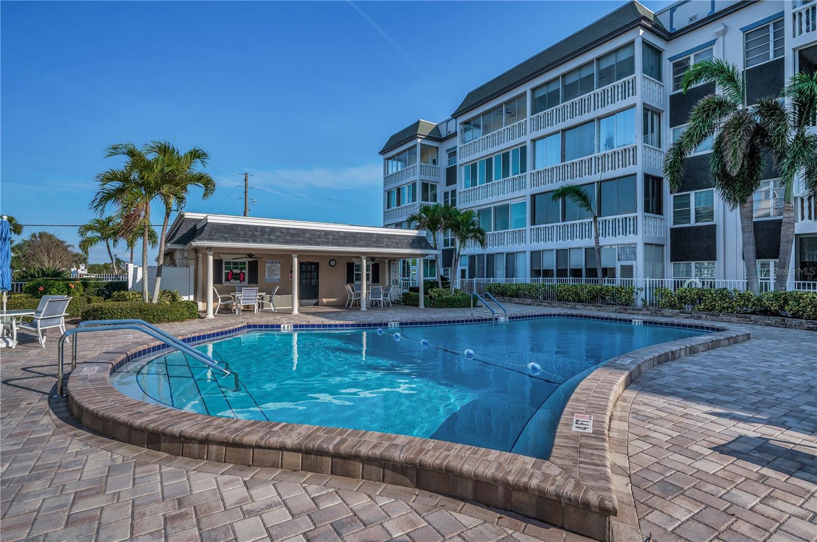 131 BLUFF VIEW DR #308, BELLEAIR BLUFFS, FL, 33770
