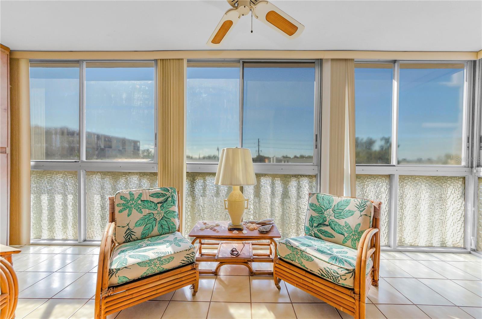 131 BLUFF VIEW DR #308, BELLEAIR BLUFFS, FL, 33770
