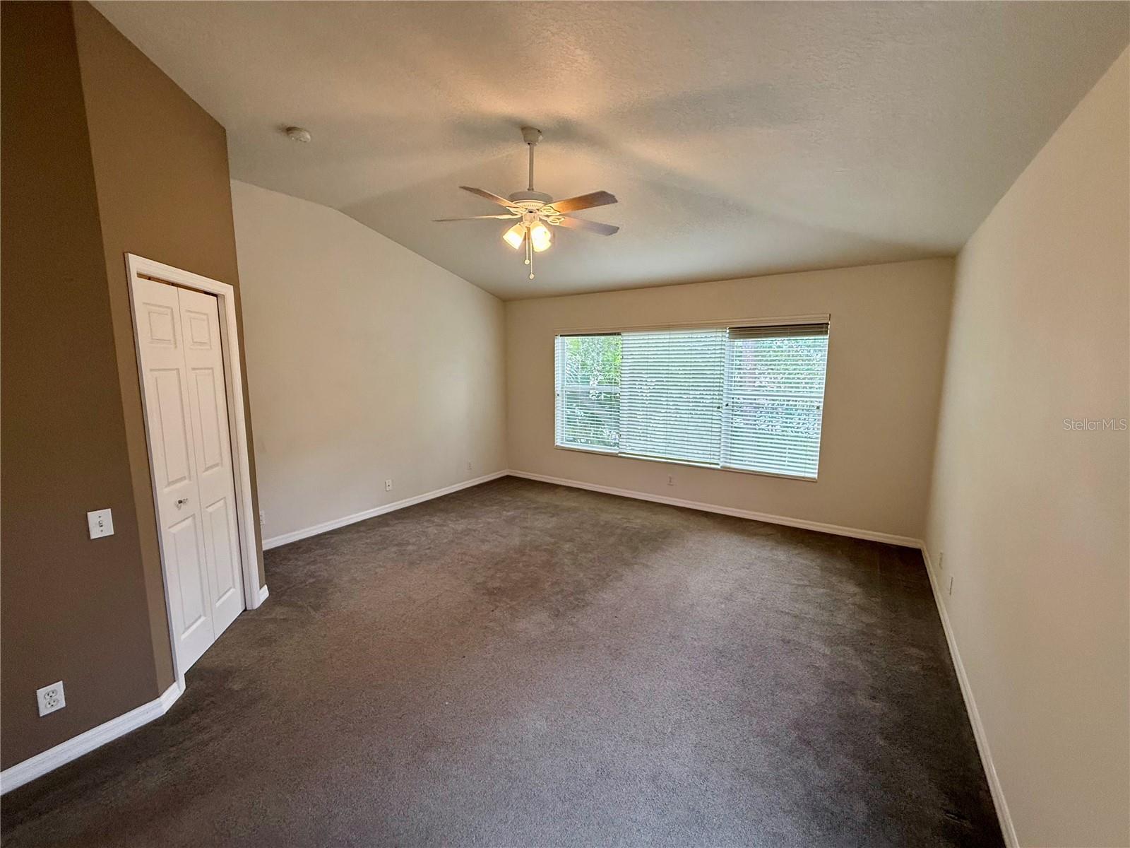 2524 NEWBERN AVE, CLEARWATER, FL, 33761