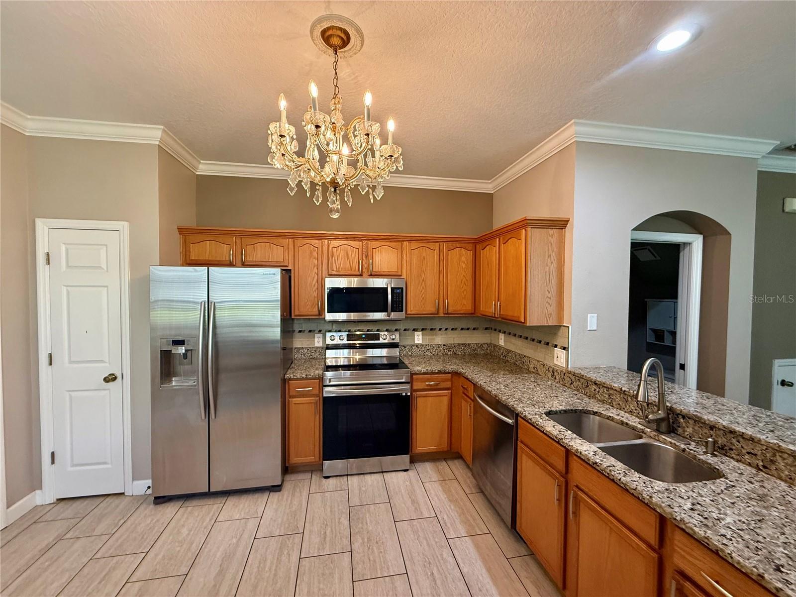 2524 NEWBERN AVE, CLEARWATER, FL, 33761