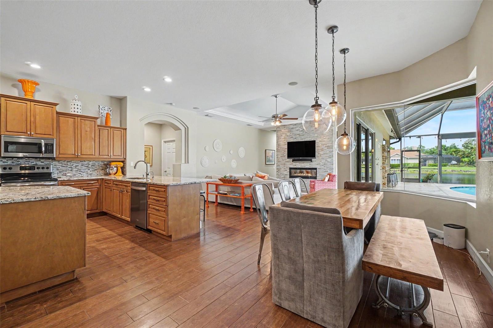 15220 BLACKHAWK DR, FORT MYERS, FL, 33912