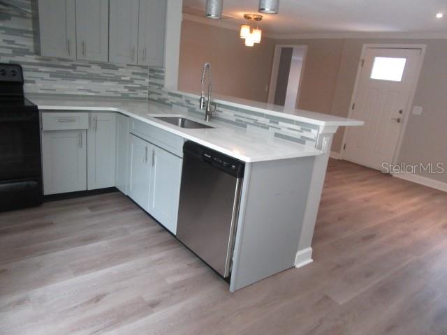 1090 16TH AVE SW, LARGO, FL, 33770