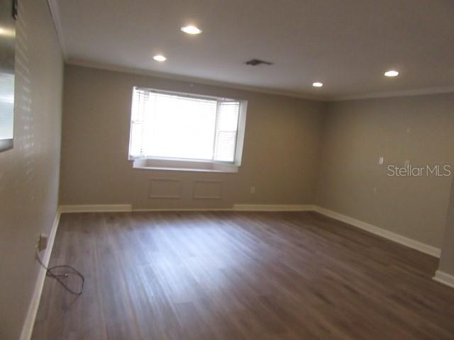 1090 16TH AVE SW, LARGO, FL, 33770