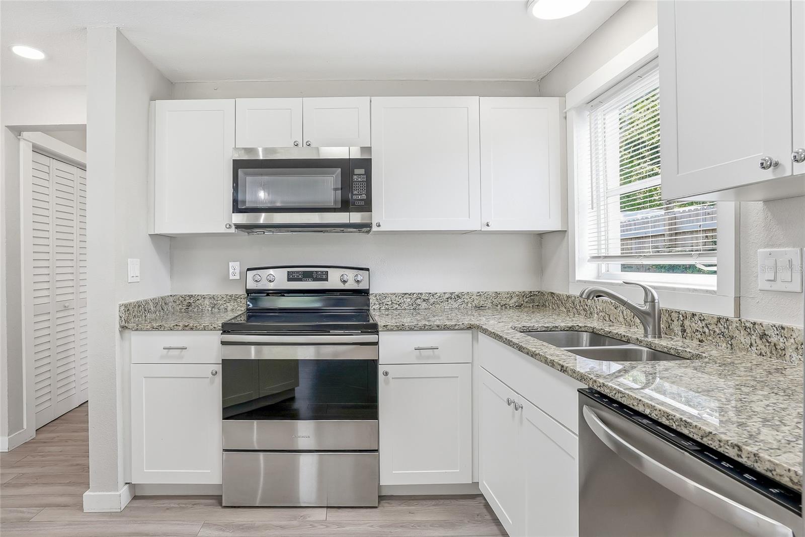 997 CEDARWOOD AVE, DUNEDIN, FL, 34698