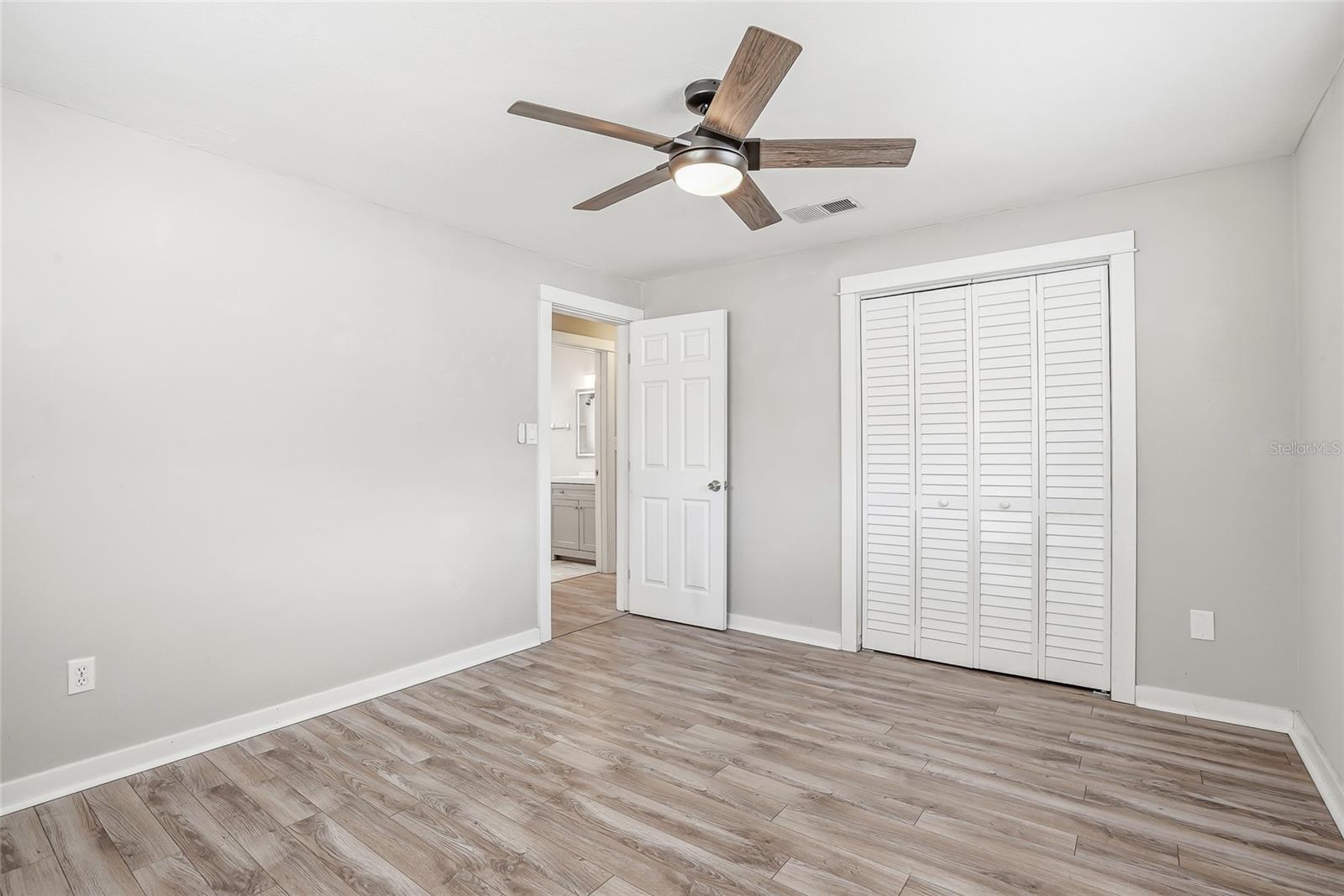 997 CEDARWOOD AVE, DUNEDIN, FL, 34698