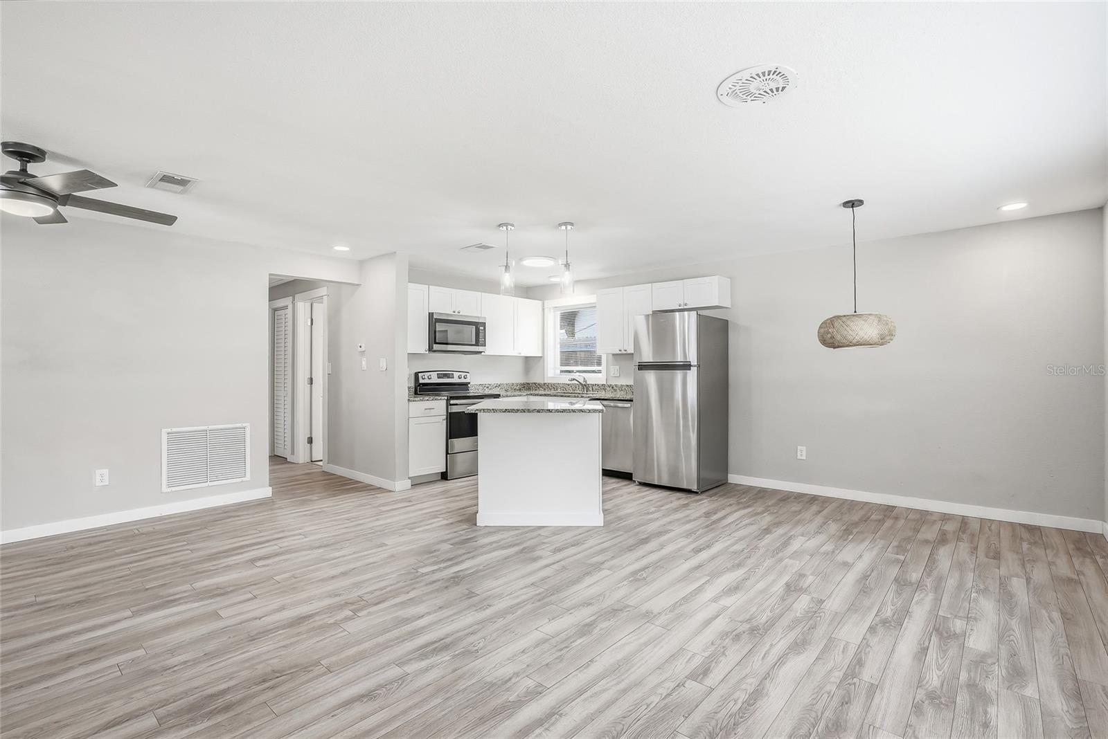 997 CEDARWOOD AVE, DUNEDIN, FL, 34698