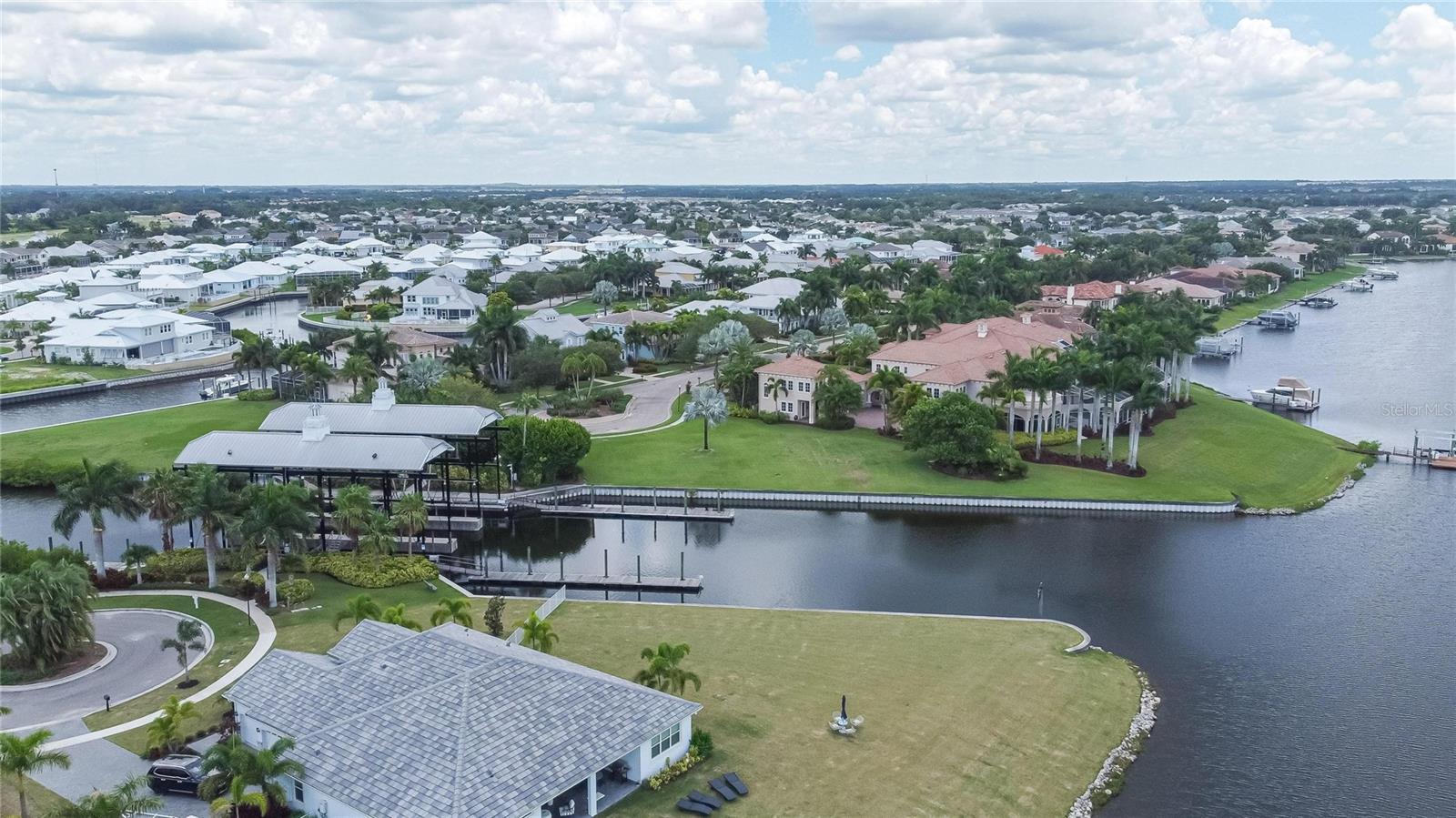 1016 SIGNET DR, APOLLO BEACH, FL, 33572