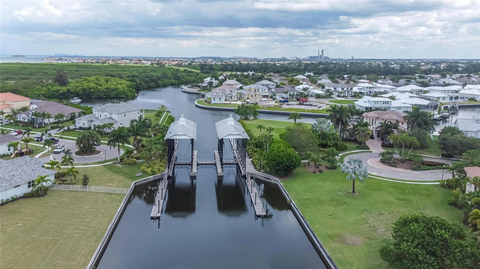 1016 SIGNET DR, APOLLO BEACH, FL, 33572