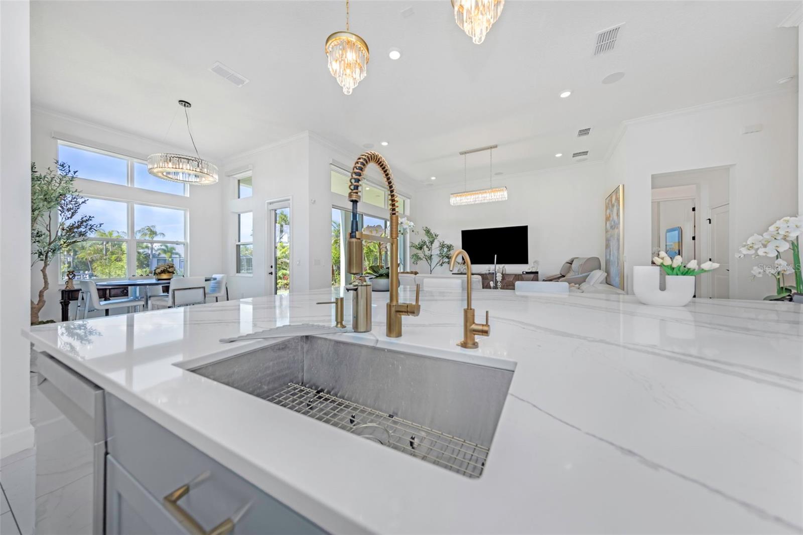 1016 SIGNET DR, APOLLO BEACH, FL, 33572