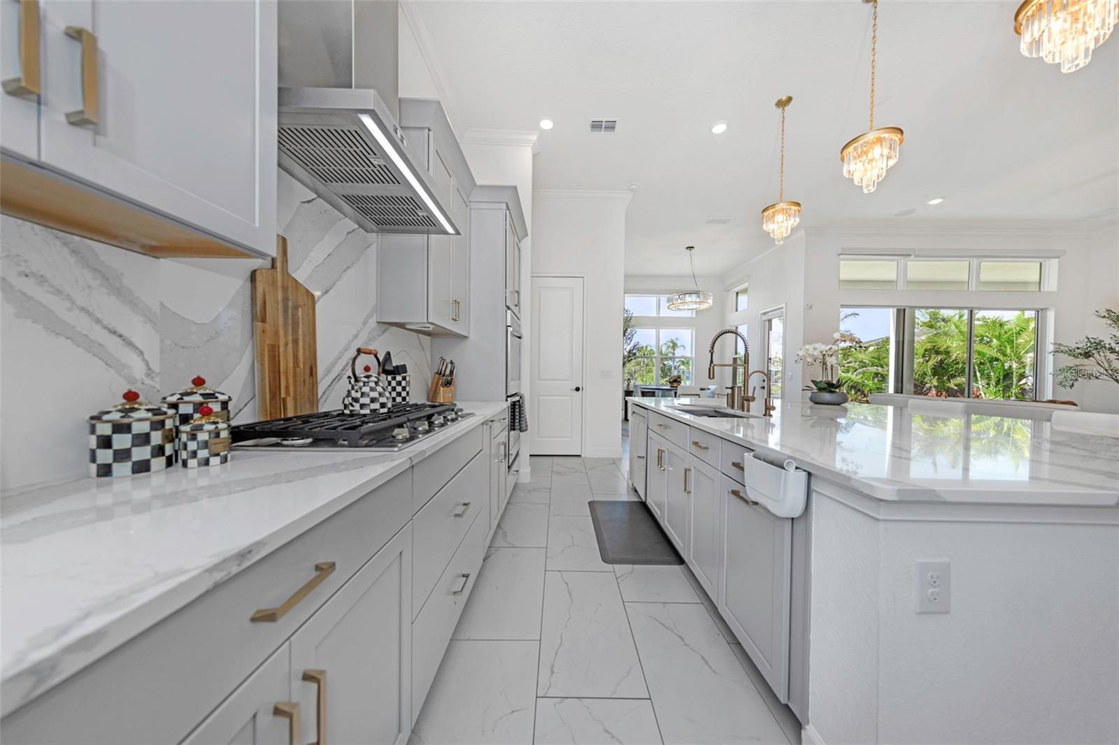1016 SIGNET DR, APOLLO BEACH, FL, 33572