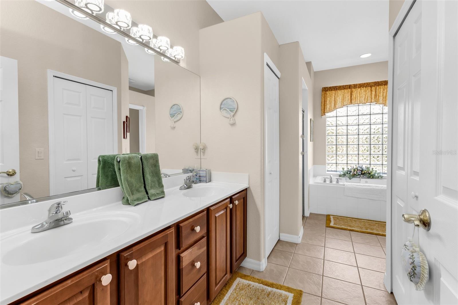 24615 BUCKINGHAM WAY, PUNTA GORDA, FL, 33980