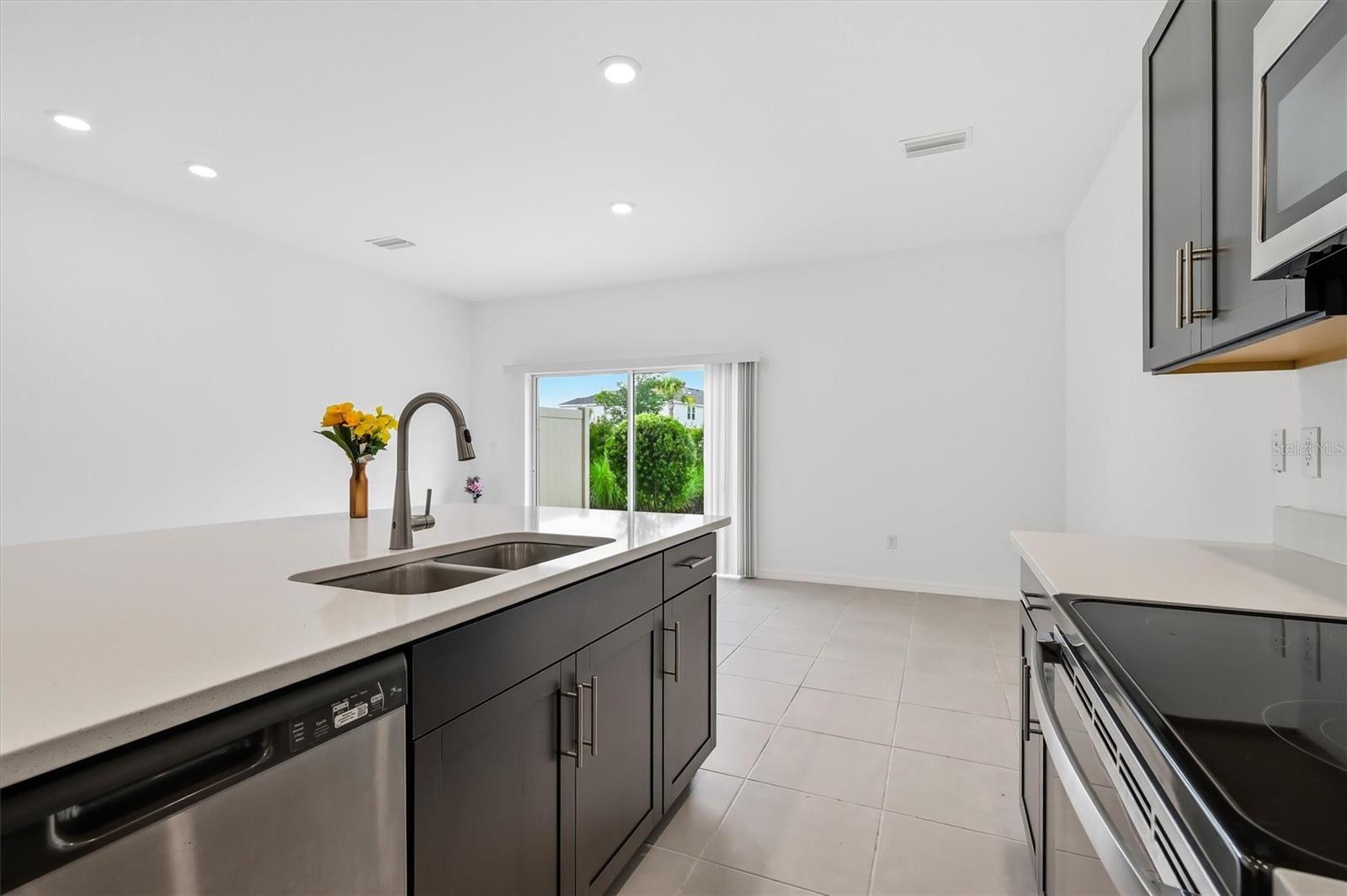 34202 POLACCA LN, WESLEY CHAPEL, FL, 33543