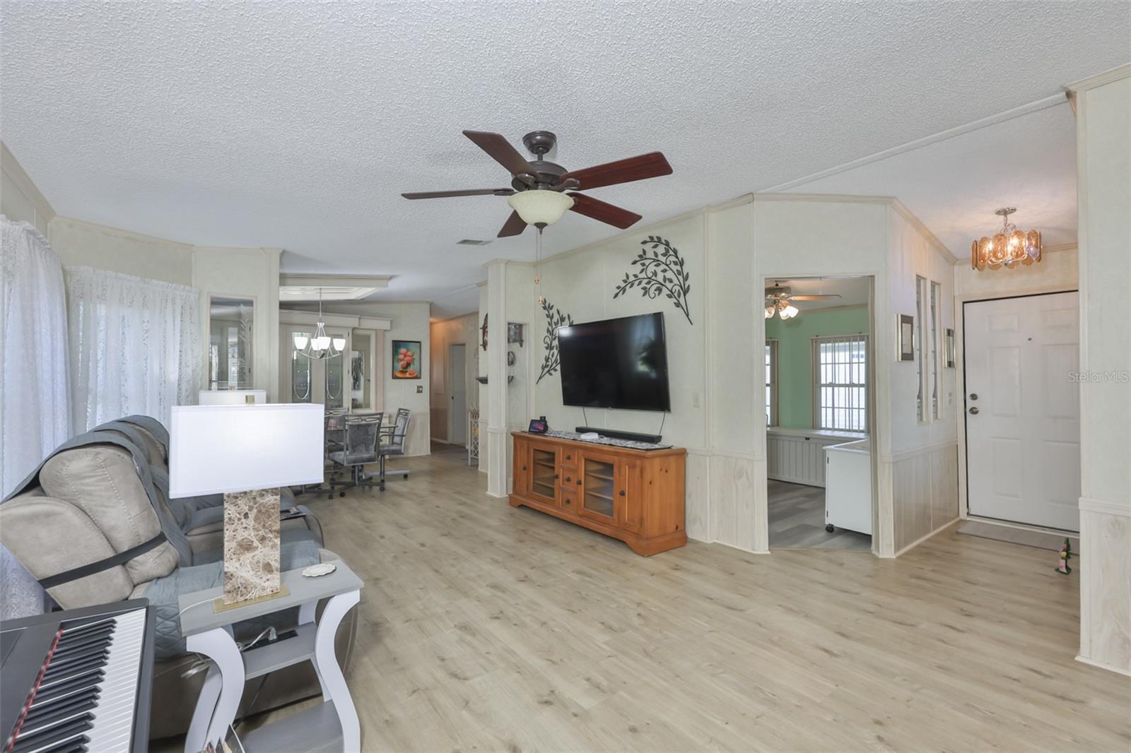 192 S PORT ROYAL LN, APOLLO BEACH, FL, 33572