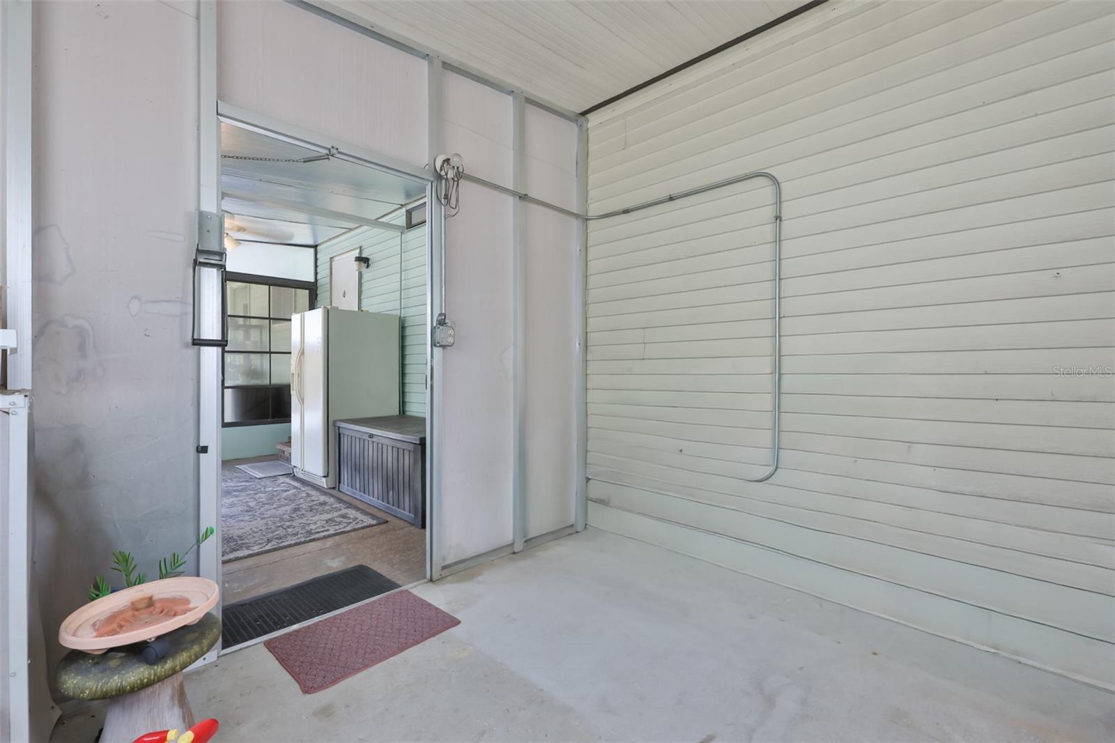192 S PORT ROYAL LN, APOLLO BEACH, FL, 33572