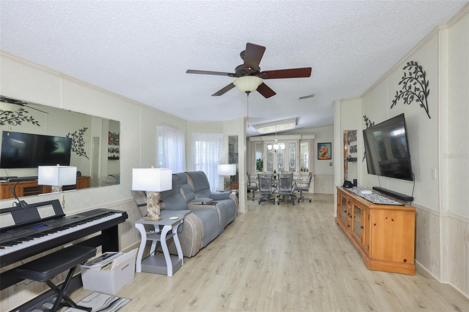 192 S PORT ROYAL LN, APOLLO BEACH, FL, 33572