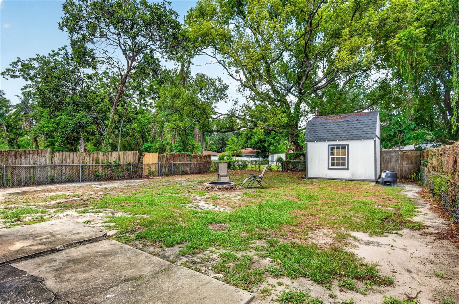 1610 E PARIS ST, TAMPA, FL, 33610