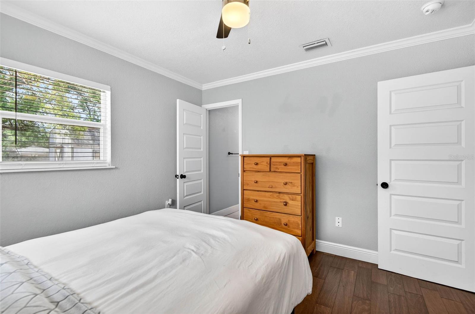 1610 E PARIS ST, TAMPA, FL, 33610