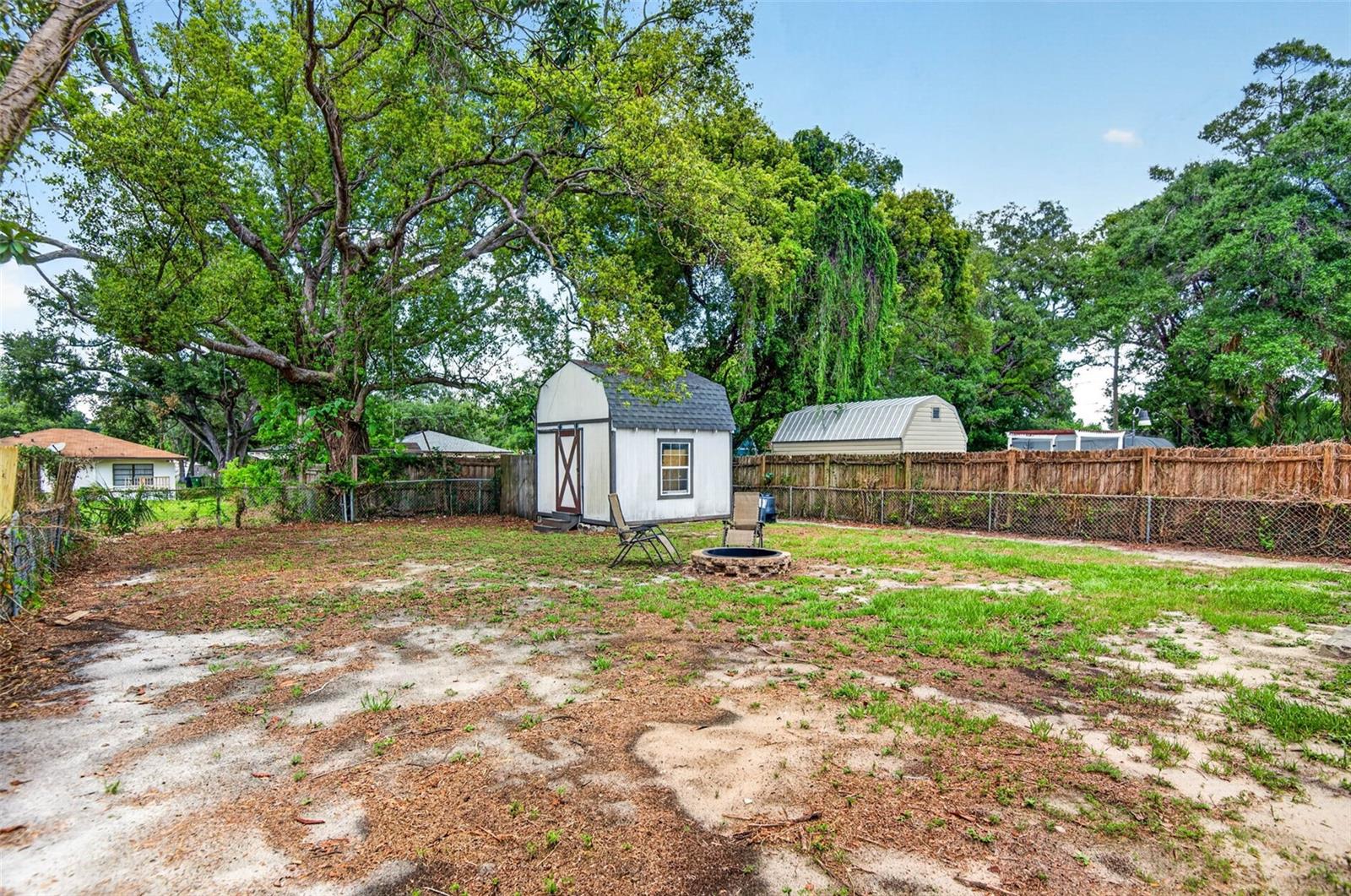 1610 E PARIS ST, TAMPA, FL, 33610