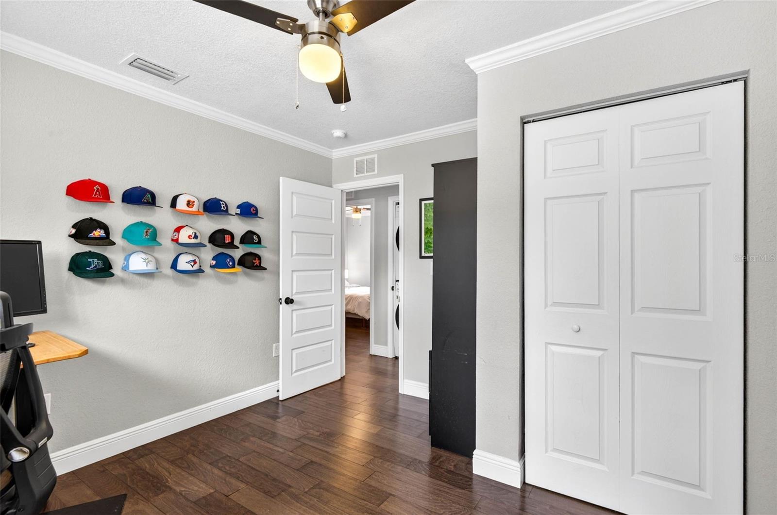 1610 E PARIS ST, TAMPA, FL, 33610