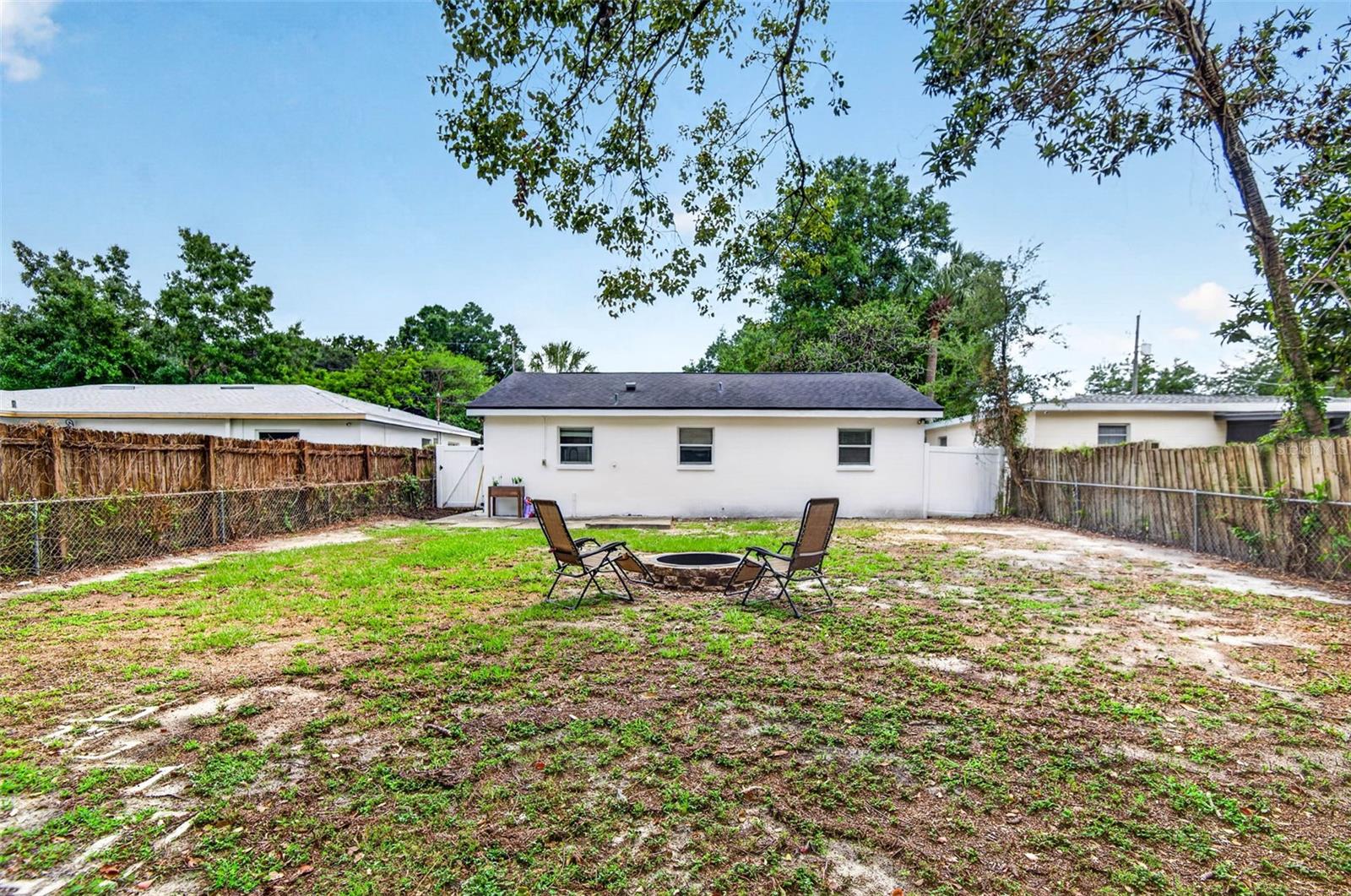 1610 E PARIS ST, TAMPA, FL, 33610