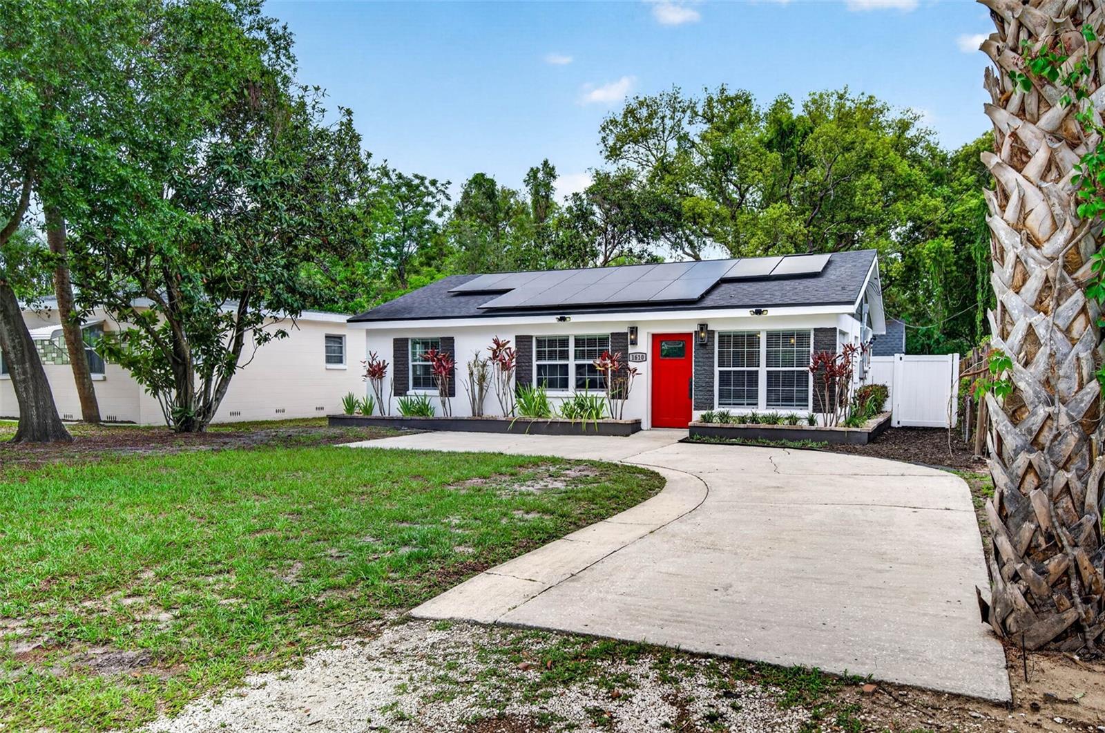 1610 E PARIS ST, TAMPA, FL, 33610