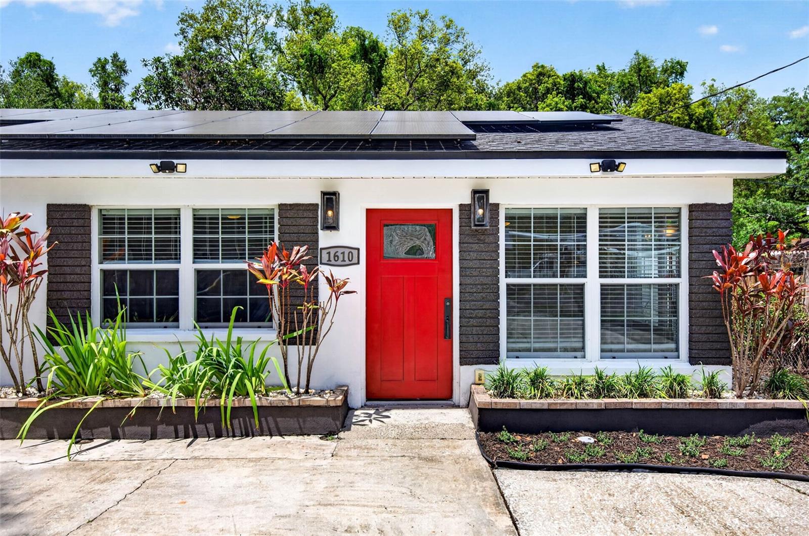 1610 E PARIS ST, TAMPA, FL, 33610