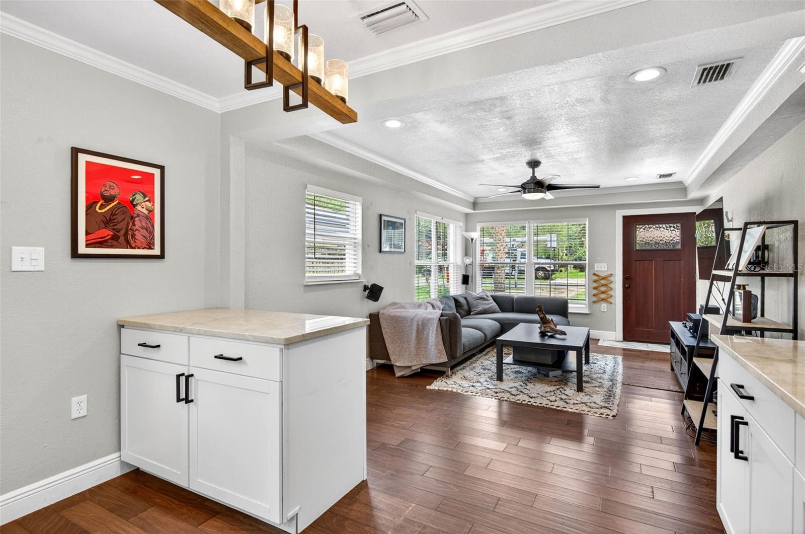 1610 E PARIS ST, TAMPA, FL, 33610