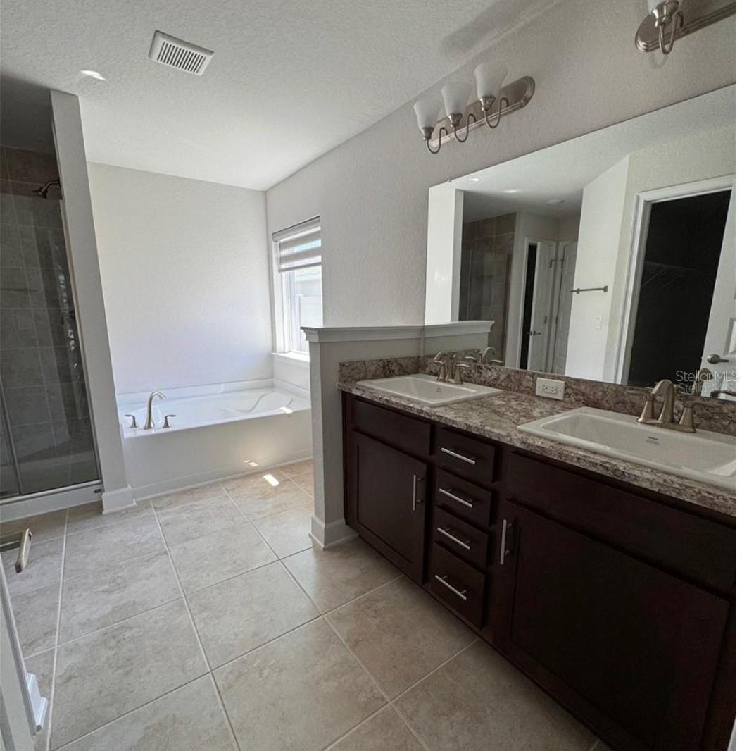 1049 W CITRUS LANDINGS, DAVENPORT, FL, 33837