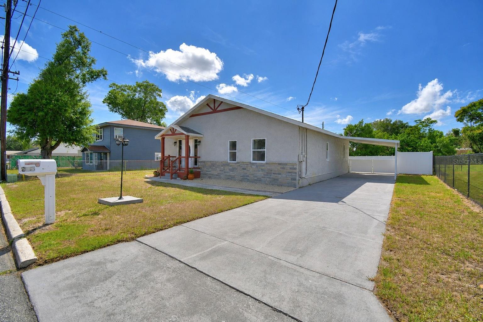 208 CENTER ST, AUBURNDALE, FL, 33823
