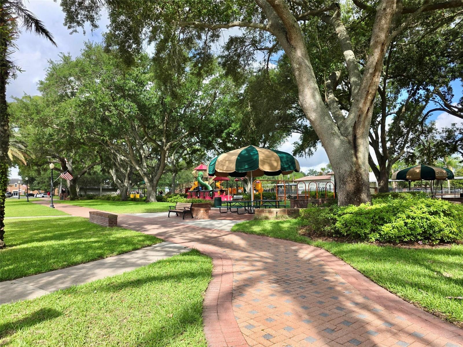 208 CENTER ST, AUBURNDALE, FL, 33823