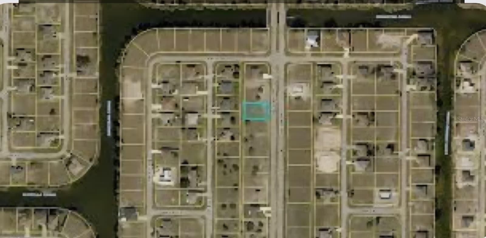 1313 NELSON RD N, CAPE CORAL, FL, 33993