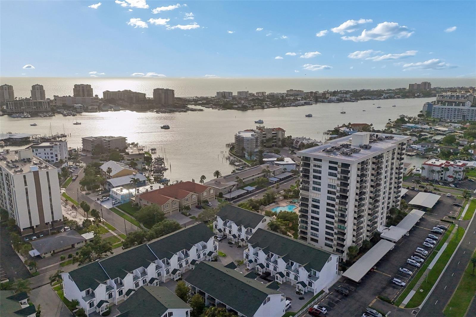 320 ISLAND WAY #304, CLEARWATER BEACH, FL, 33767