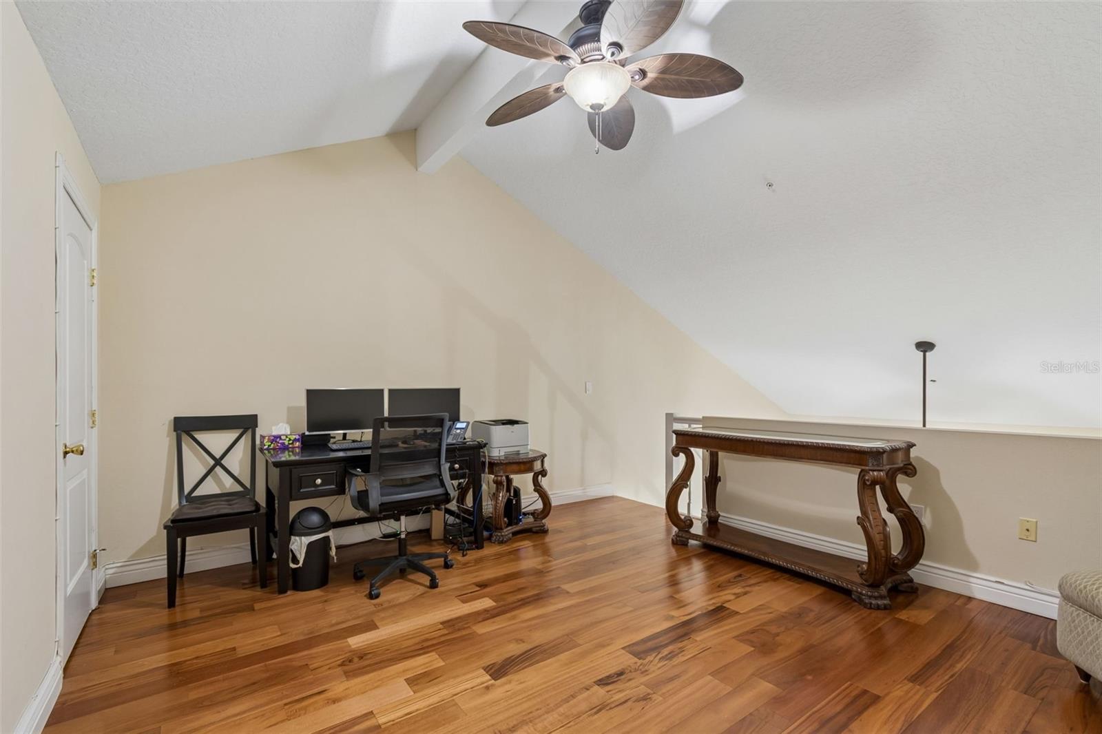 320 ISLAND WAY #304, CLEARWATER BEACH, FL, 33767