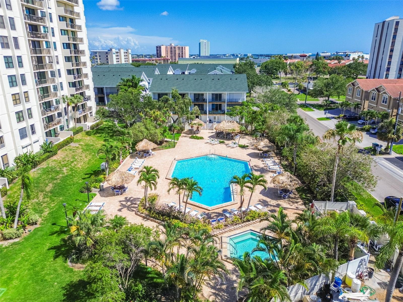 320 ISLAND WAY #304, CLEARWATER BEACH, FL, 33767