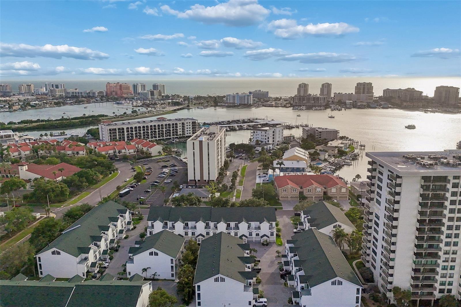 320 ISLAND WAY #304, CLEARWATER BEACH, FL, 33767