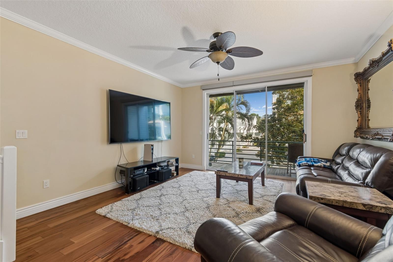 320 ISLAND WAY #304, CLEARWATER BEACH, FL, 33767