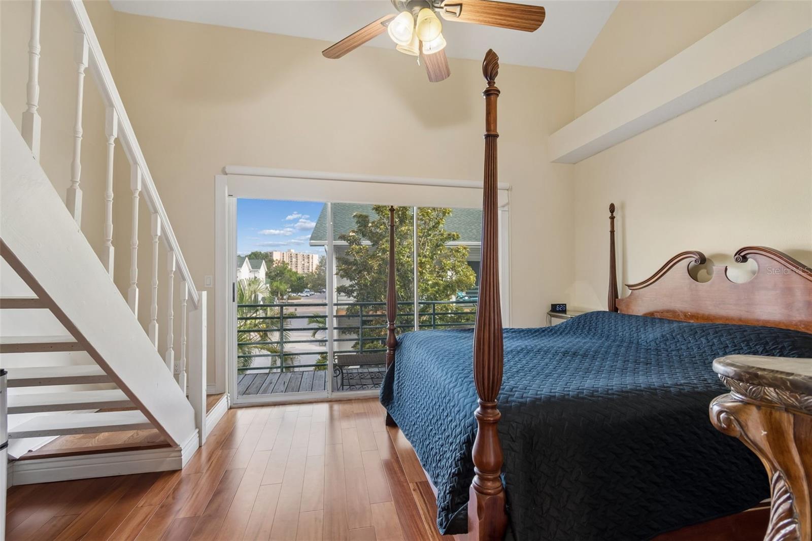 320 ISLAND WAY #304, CLEARWATER BEACH, FL, 33767