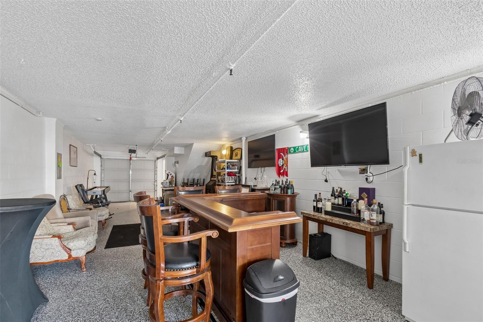 320 ISLAND WAY #304, CLEARWATER BEACH, FL, 33767