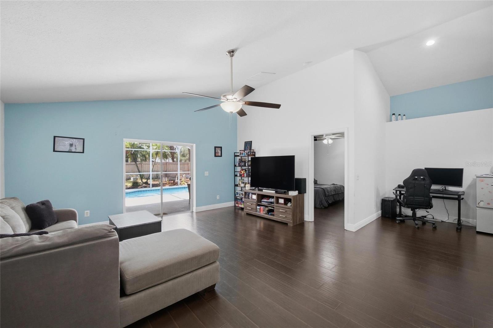 7611 WILTSHIRE PARK PL, APOLLO BEACH, FL, 33572
