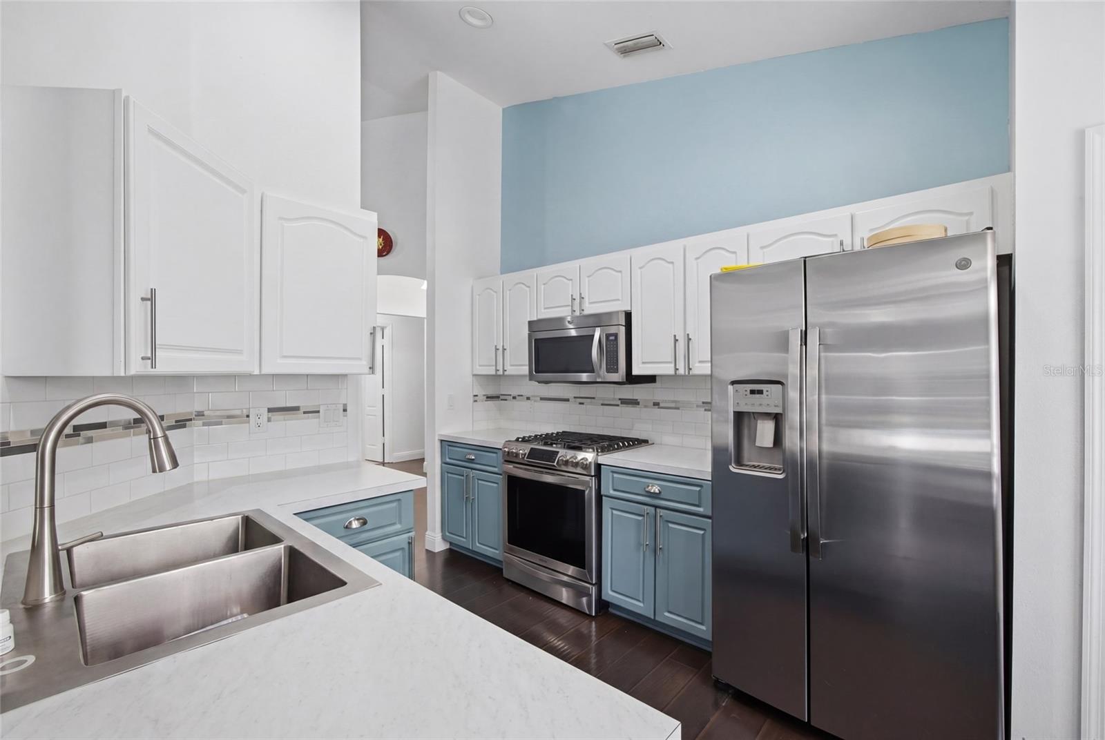 7611 WILTSHIRE PARK PL, APOLLO BEACH, FL, 33572