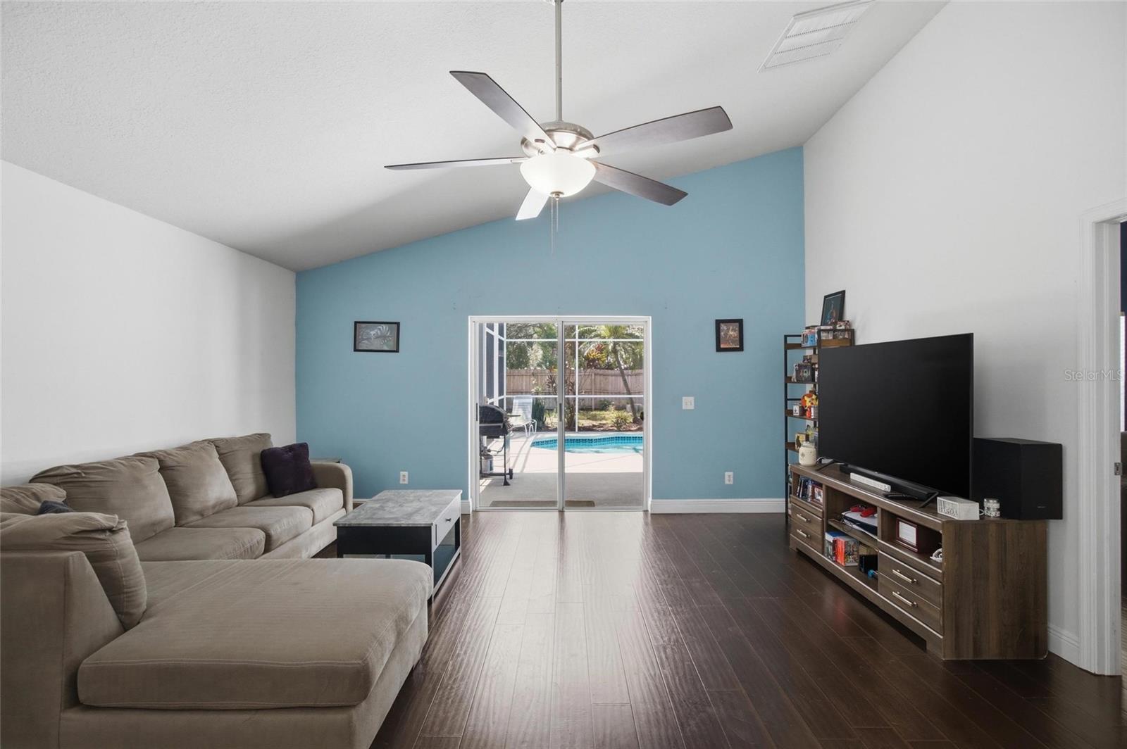 7611 WILTSHIRE PARK PL, APOLLO BEACH, FL, 33572