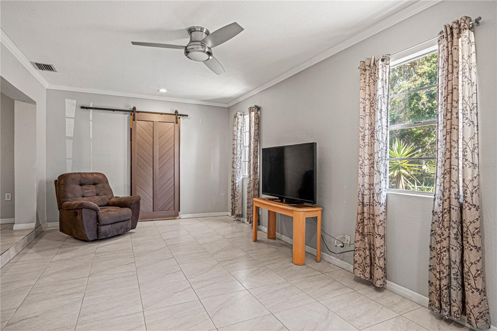 4588 PARKER AVE, ROCKLEDGE, FL, 32955