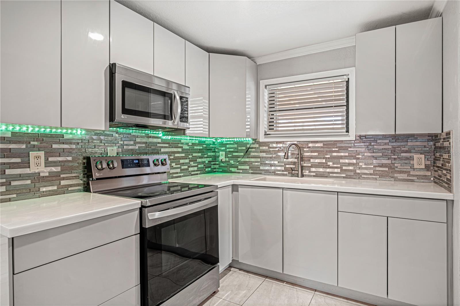 4588 PARKER AVE, ROCKLEDGE, FL, 32955
