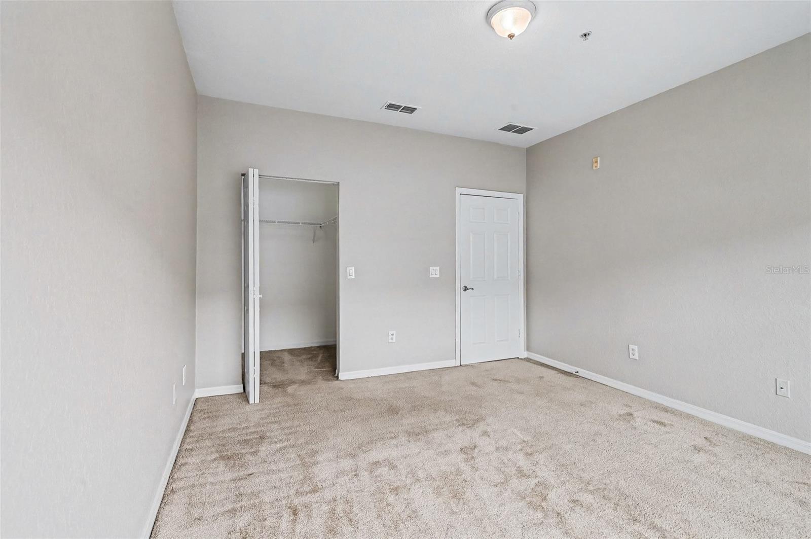 2460 GRAND CENTRAL PKWY #9, ORLANDO, FL, 32839